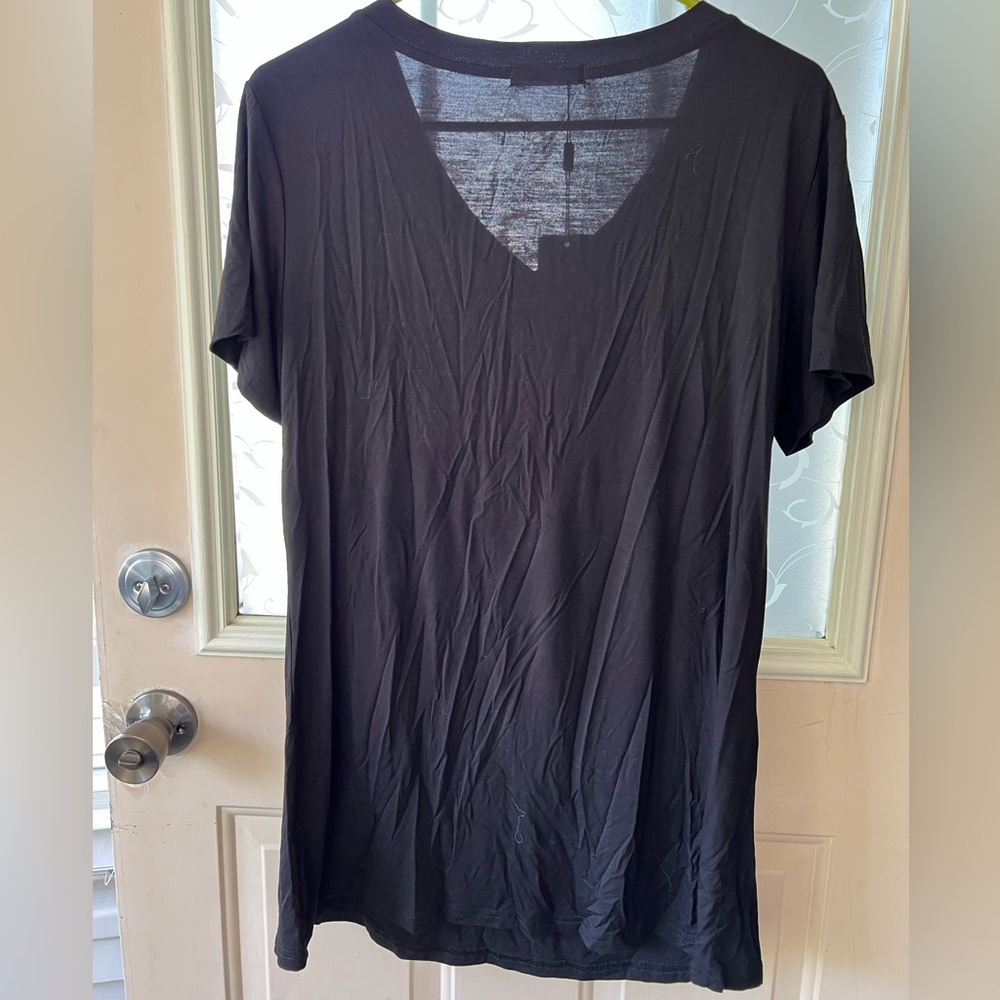 Bearsland XL black nursing tunic T shirt with flap for easy access, v neck. NWT - Picture 7 of 7